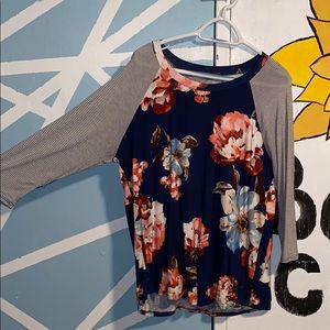 Flower shirt with striped ls